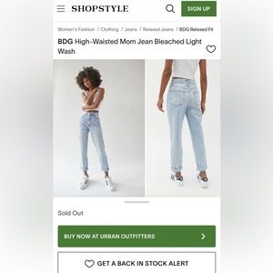 BDG High-Waisted Mom Jeans - Light Blue 28x32